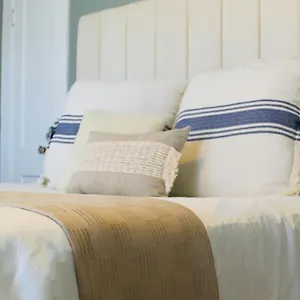 Historic Revival 2br Midtown Free Parking Fast Wifi Free Parking Yes Pets , Memphis United States